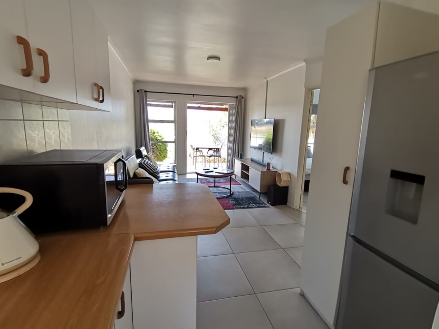 2 Bedroom Property for Sale in Oakglen Western Cape